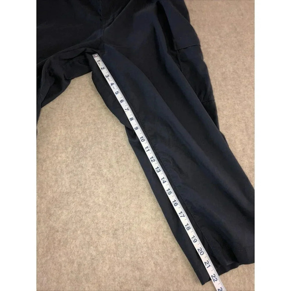 Duluth Trading Co Womens capri 14 Blue Cargo Hiking Active - Picture 10 of 15